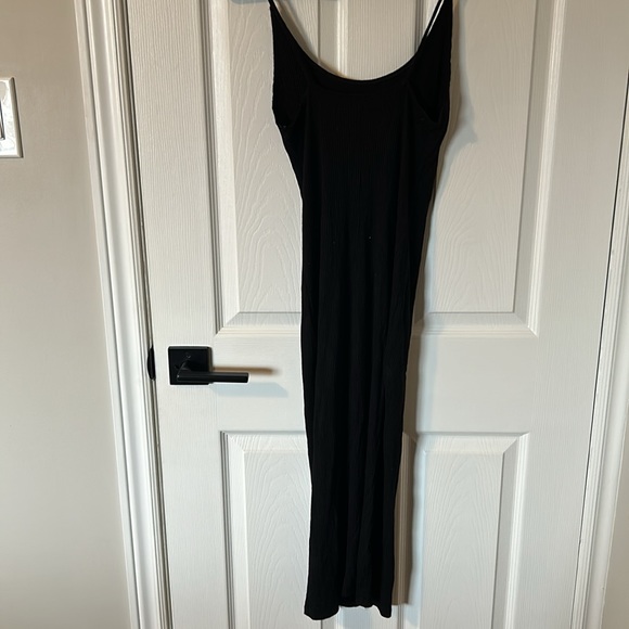 H&M Ribbed Knit Dress - Picture 4 of 4